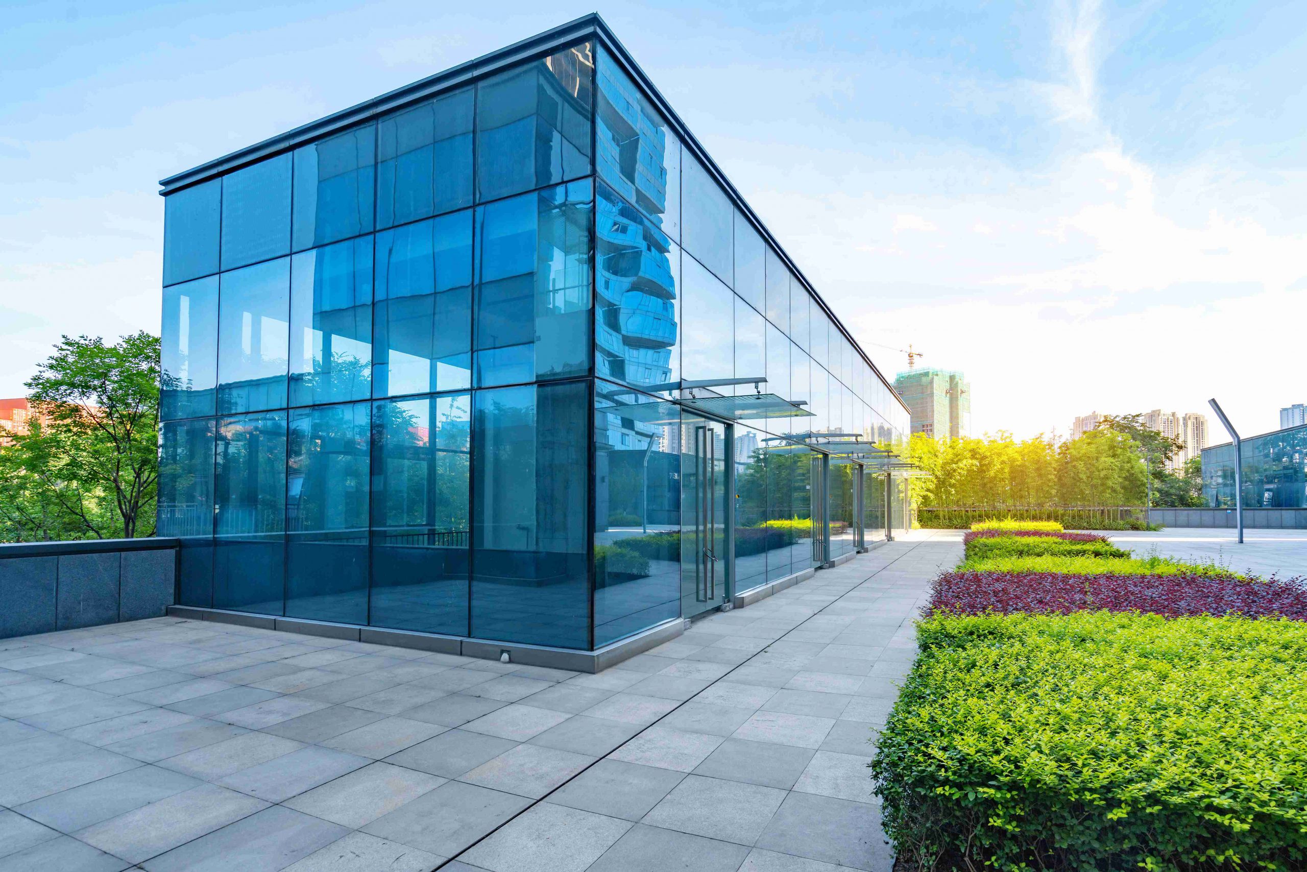 empty-office-buildings-financial-center_11zon